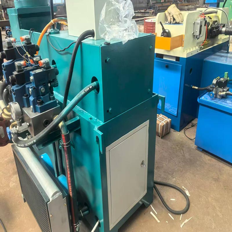 新しいスレッドローリング機器に関するニュース